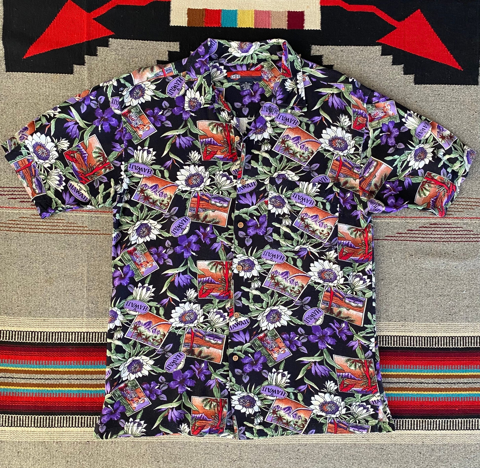 Vintage 90s Hawaiian rayon shirt by Puritan, size medium - Authentic tropical style and lightweight comfort for your wardrobe.