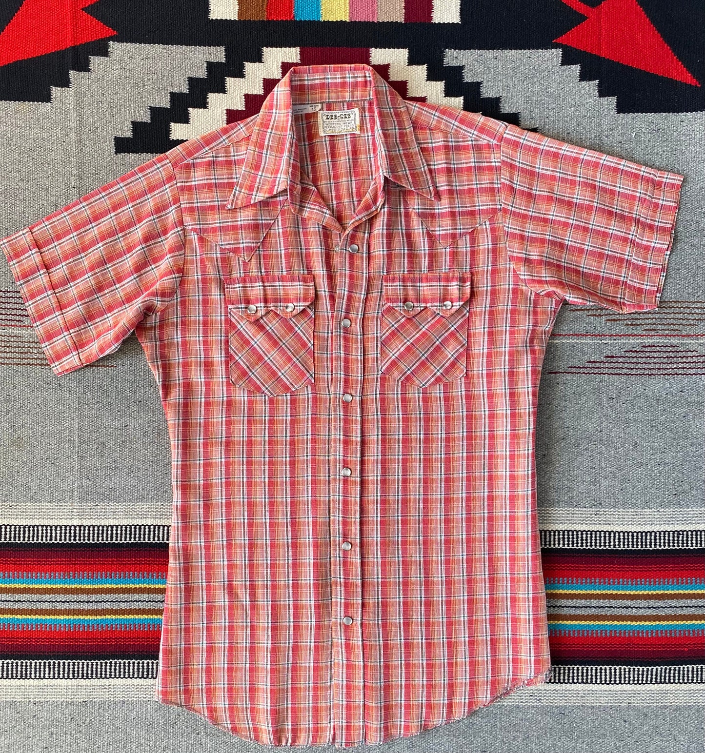 Size Med. Made In USA Vintage 70s plaid western shirt Made by Dee-Cee.