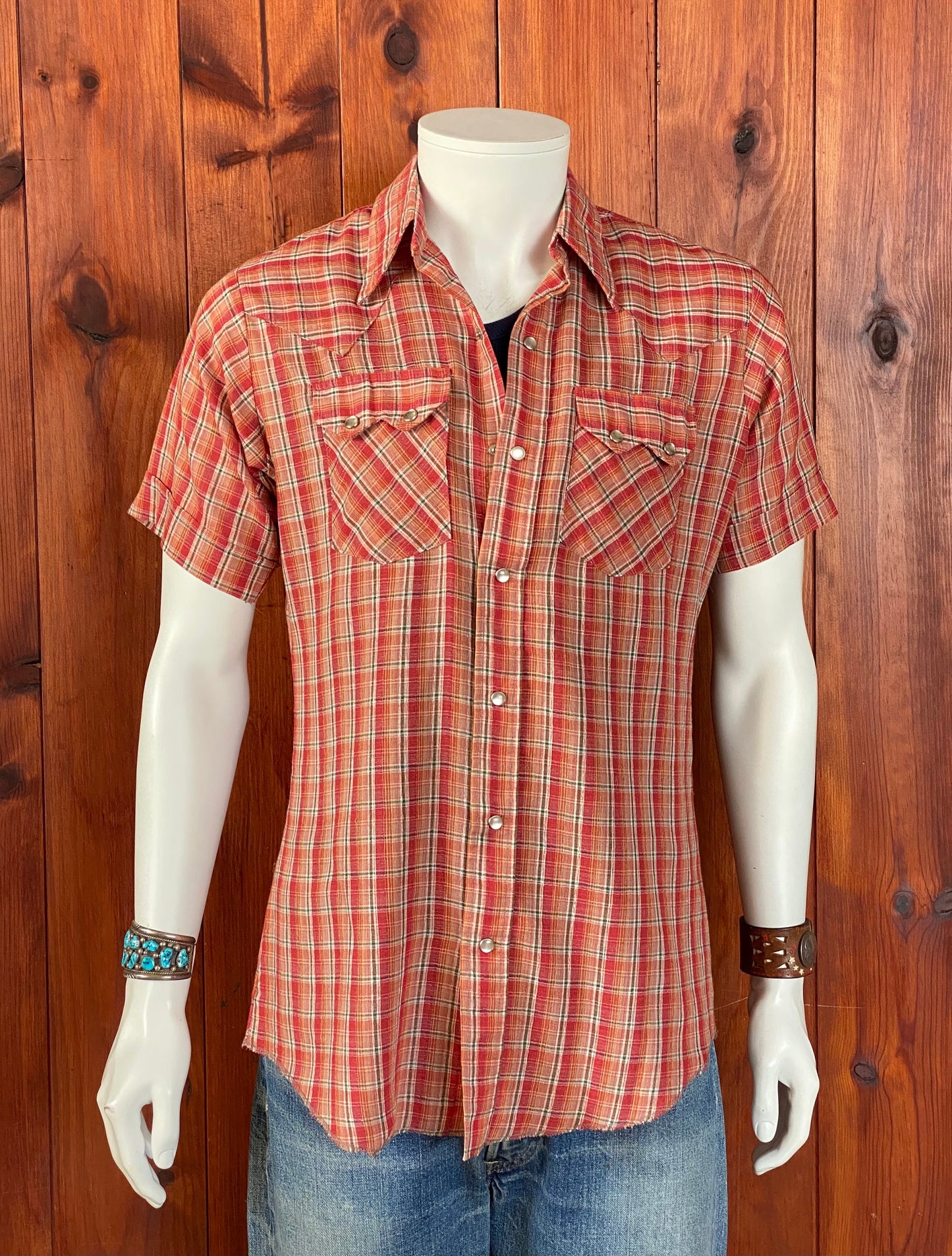 Size Med. Made In USA Vintage 70s plaid western shirt Made by Dee-Cee.