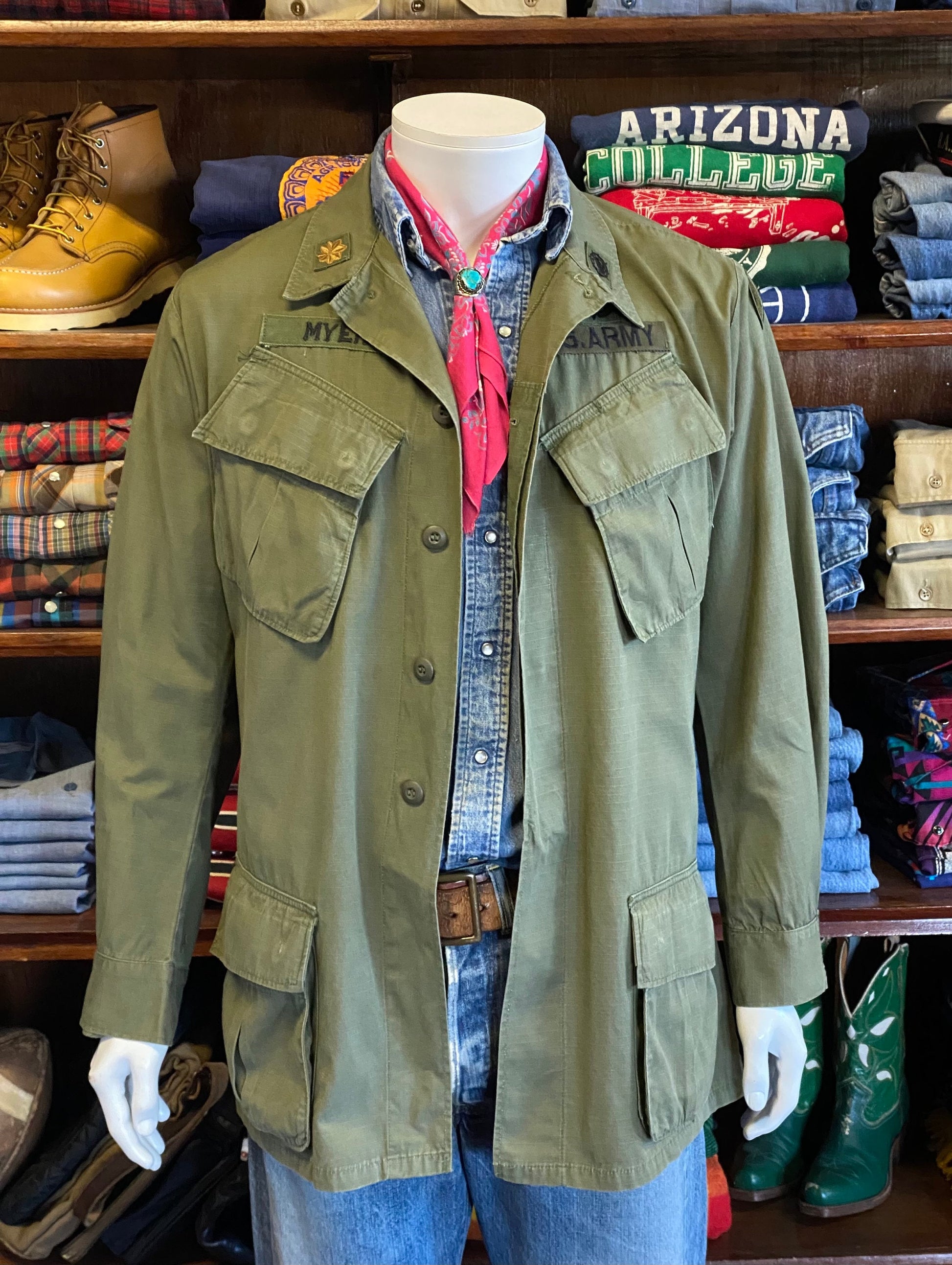 Medium Long Authentic 1969 US Army Vintage Vietnam Jungle Jacket | Military Apparel