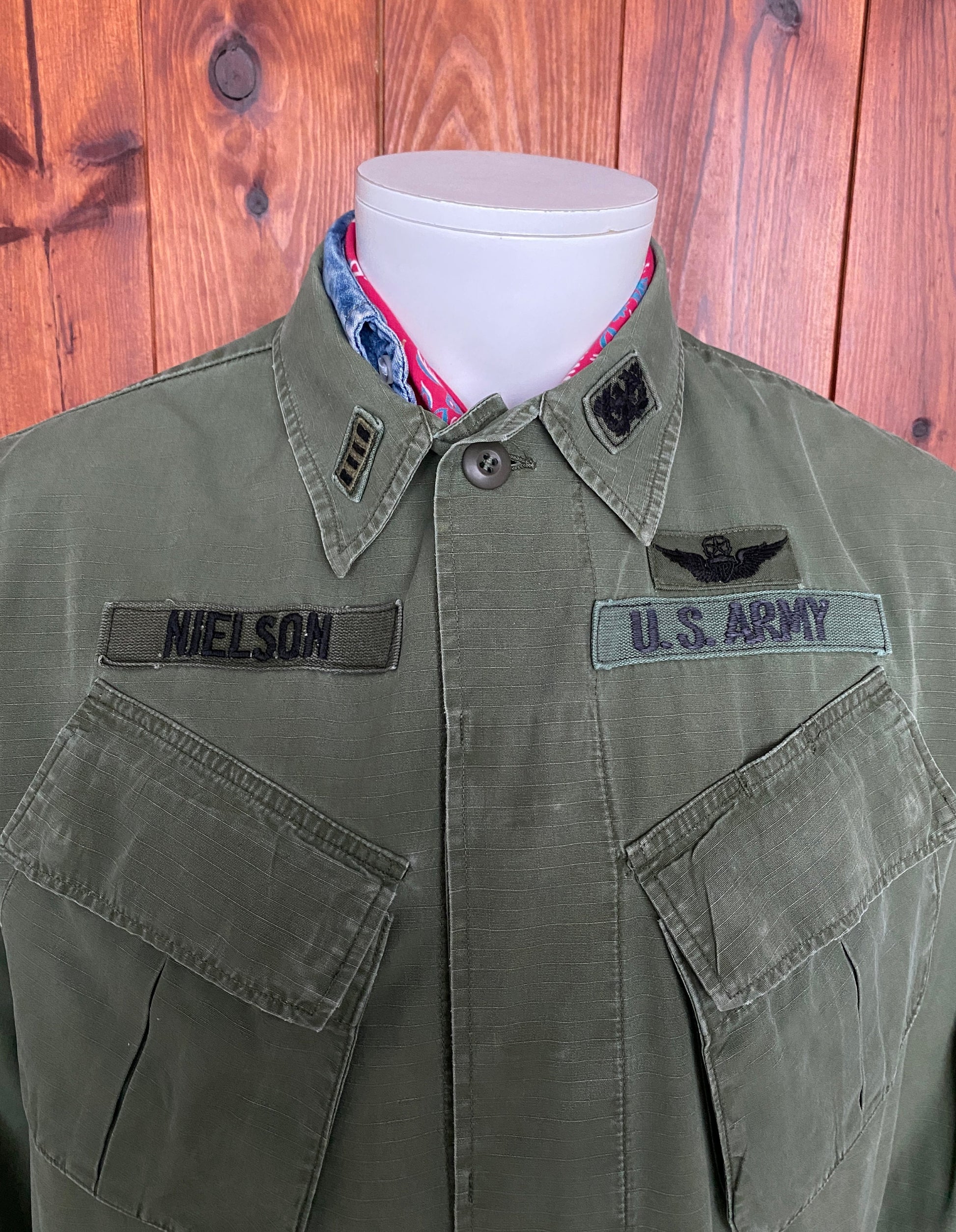 Medium Regular Authentic 1969 US Military Vintage Vietnam Jungle Jacket | Retro Apparel