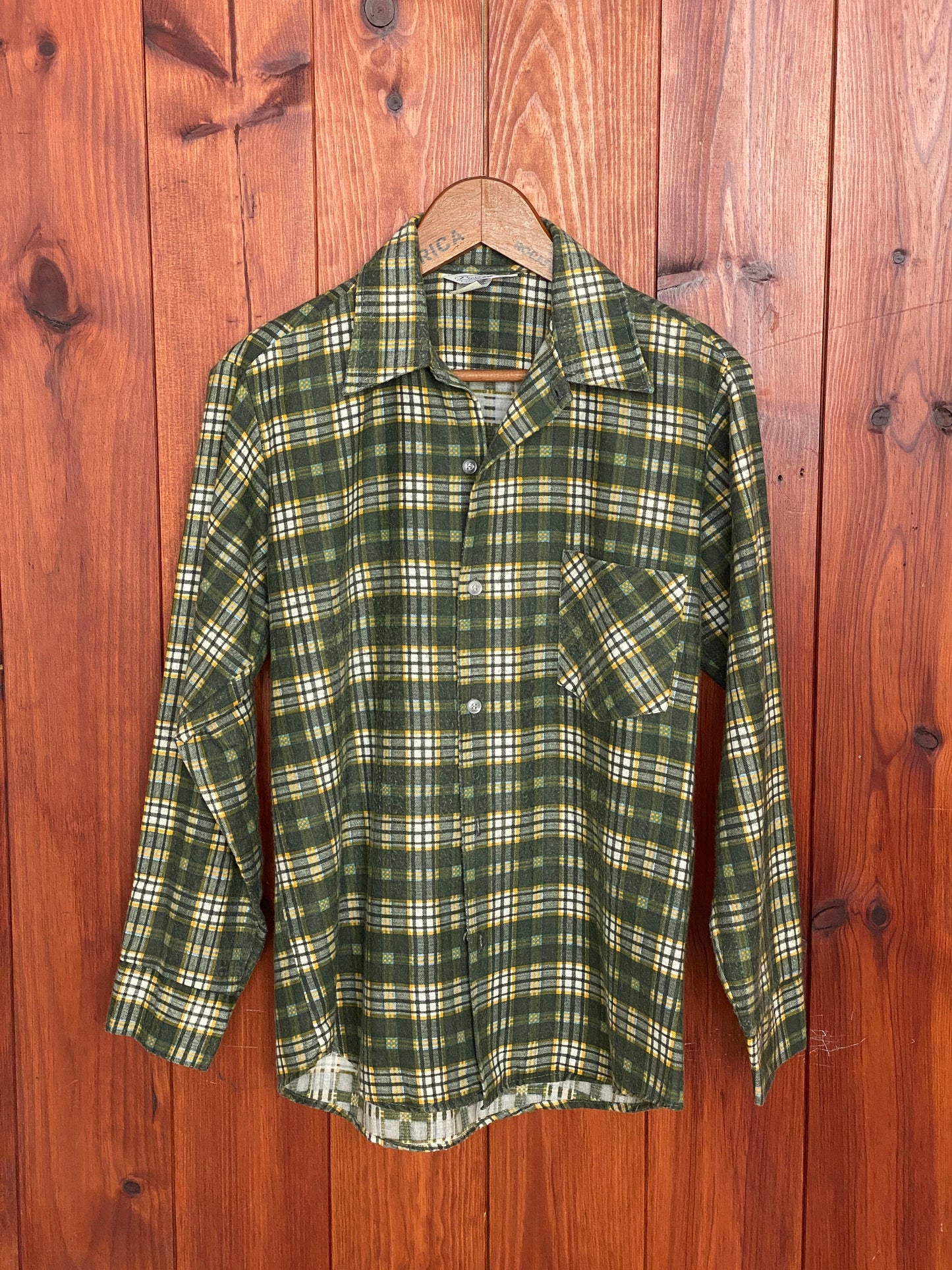 Size M. Vintage 80s flannel plaid Shirt