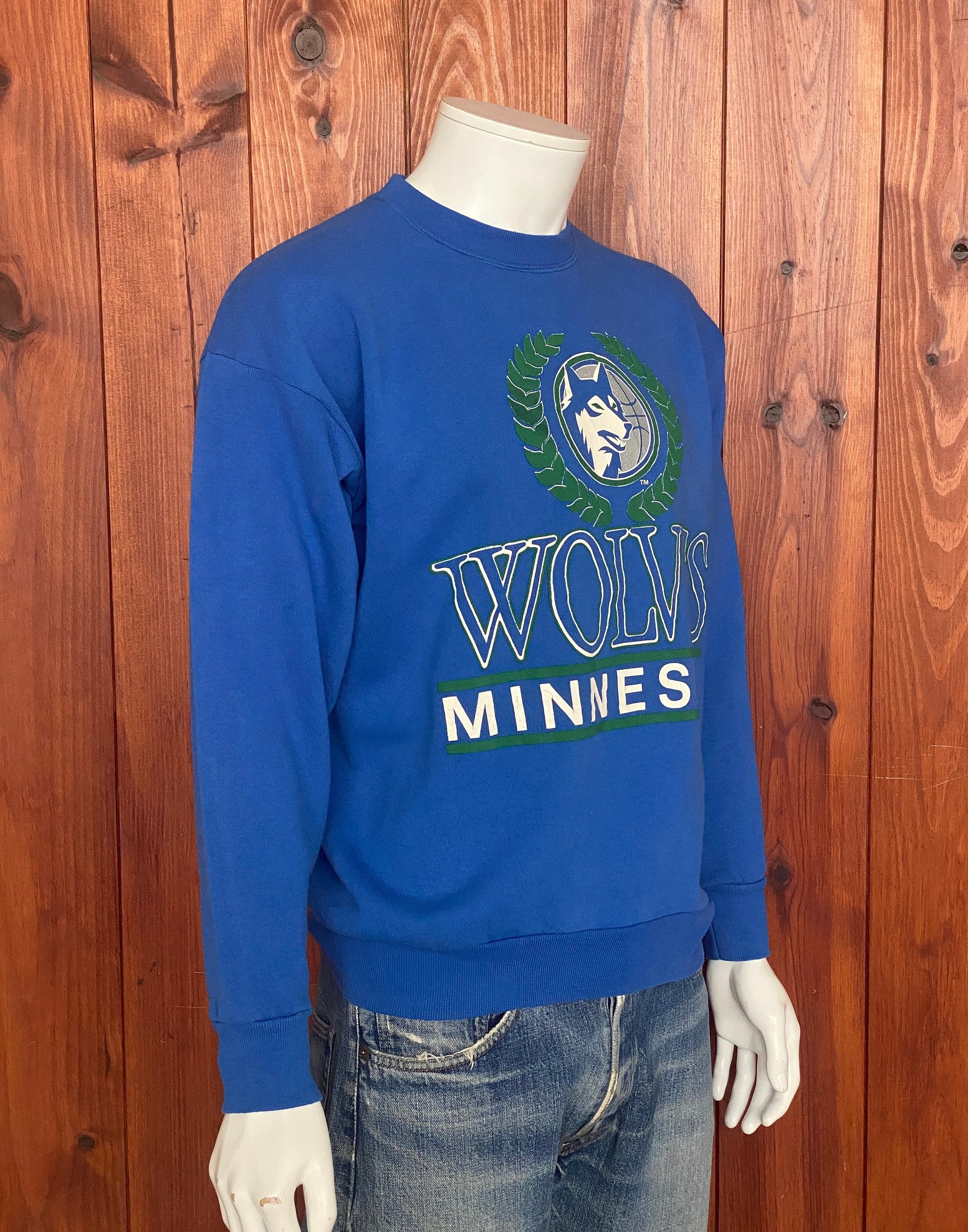 Vintage 90s Wolves Minnesota Sweatshirt Size L Made In USA