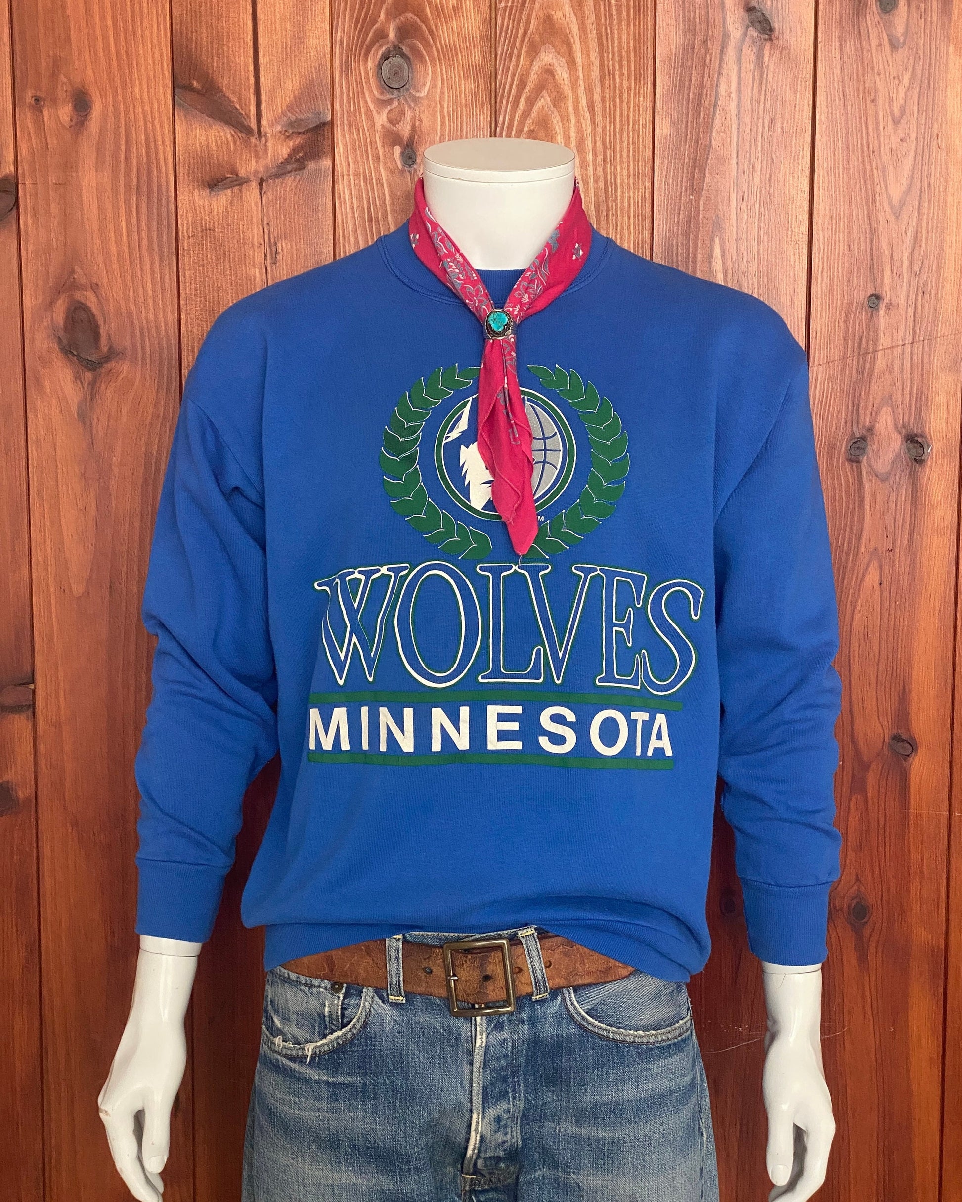 Vintage 90s Wolves Minnesota Sweatshirt Size L Made In USA