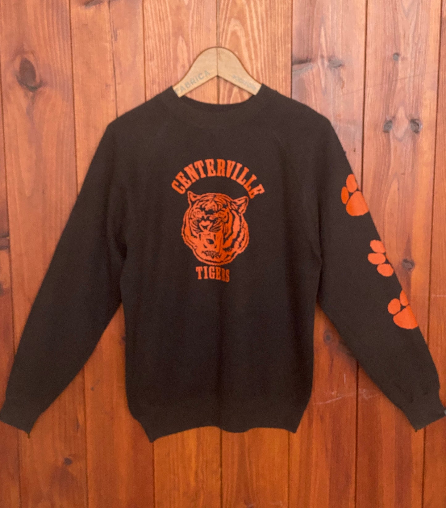 Size Med. Made In USA Centerville Tigers 80s vintage sweatshirt