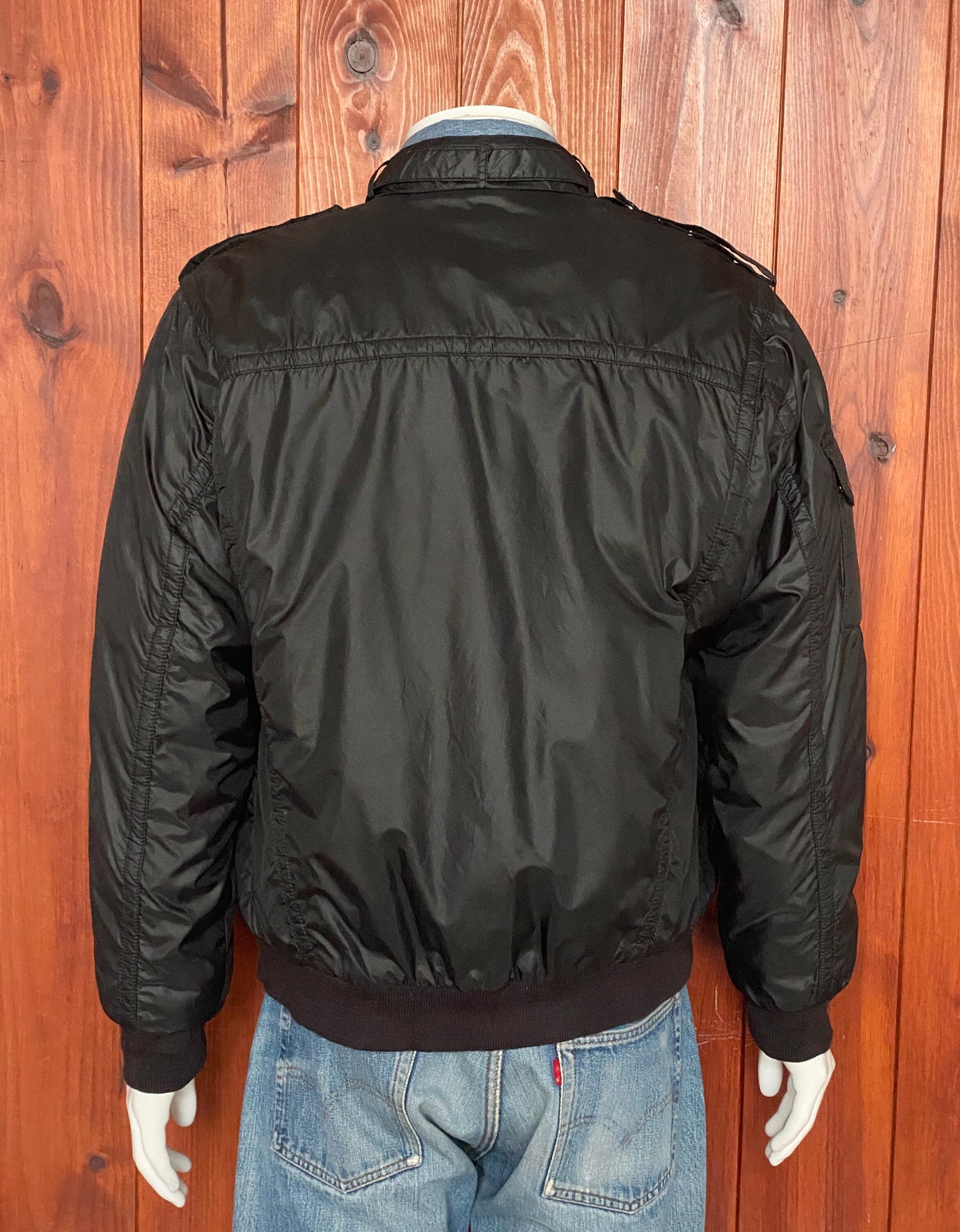 Size M. Vintage Dunbrooke racing jacket
