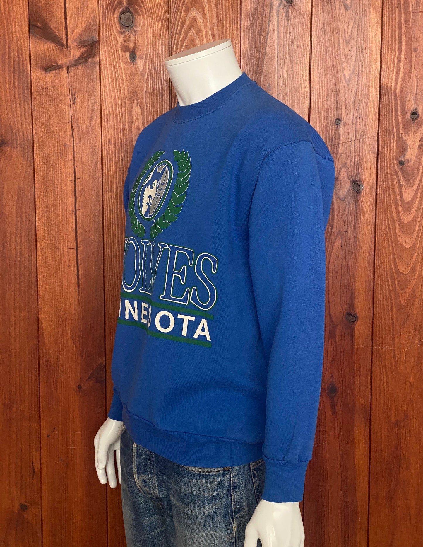 Vintage 90s Wolves Minnesota Sweatshirt Size L Made In USA