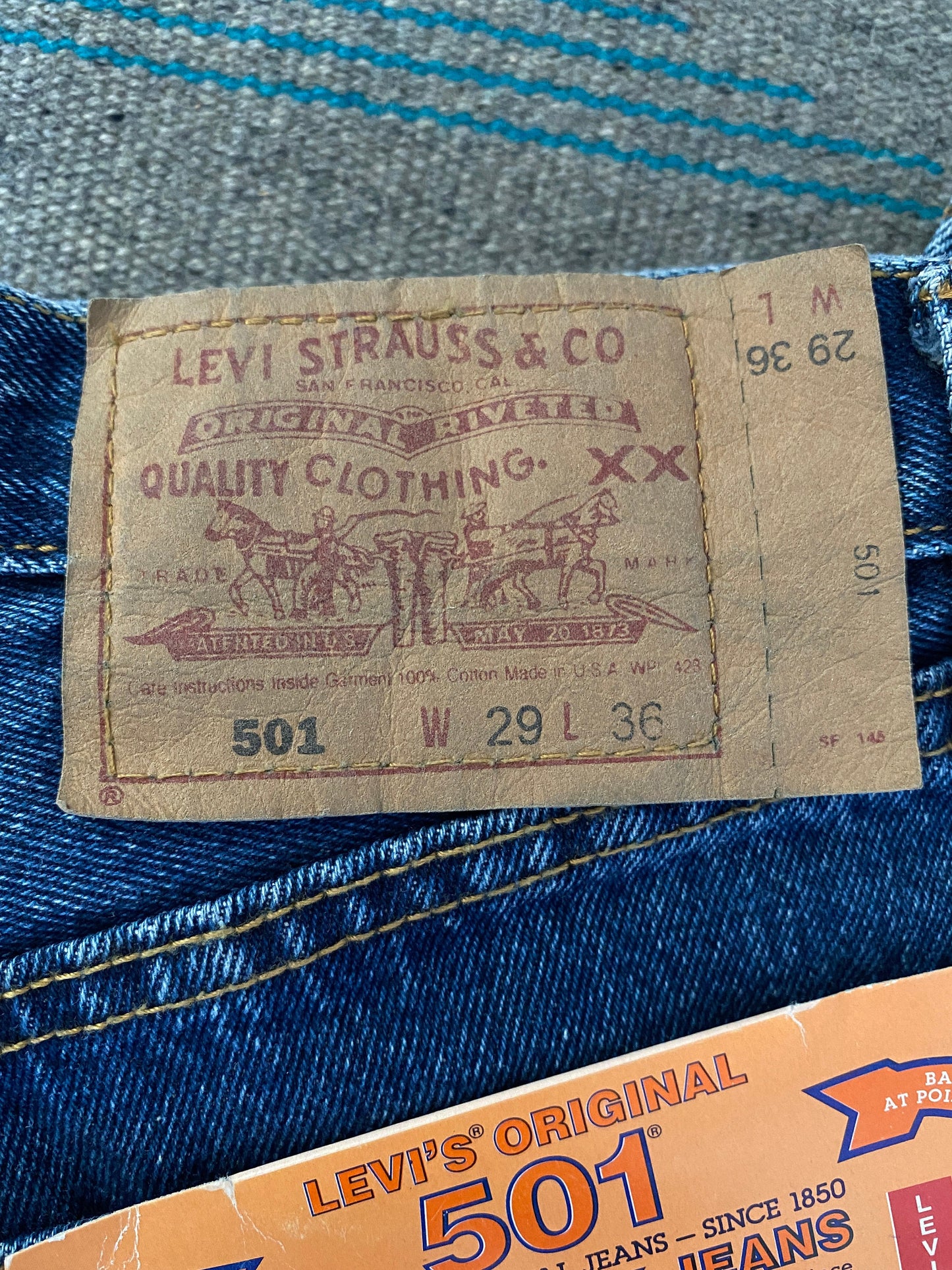 29X36 Levis 501 vintage NOS Made in USA