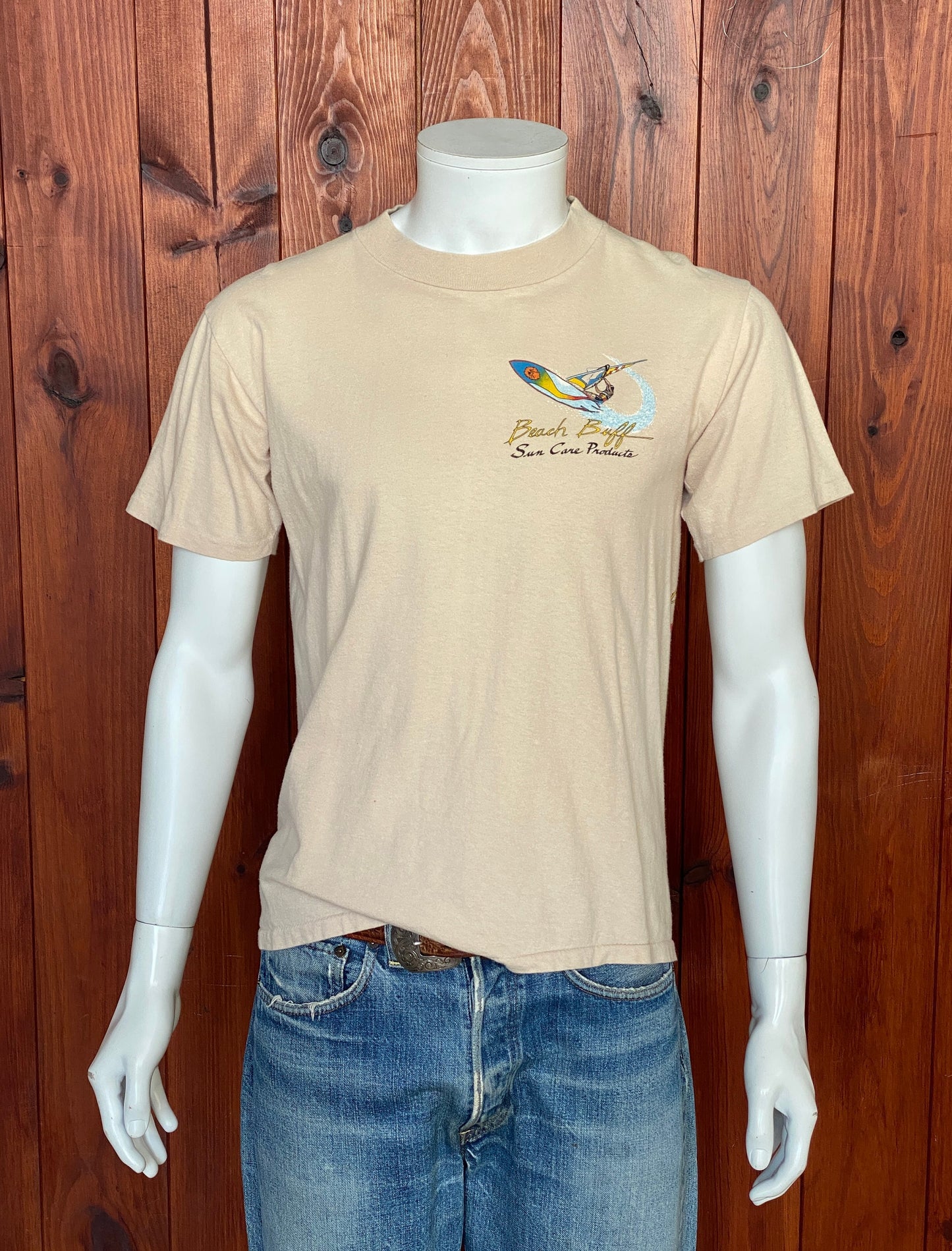 Large vintage 80s windsurf 100% cotton t-shirt made in USA - retro surfwear for your wardrobe.