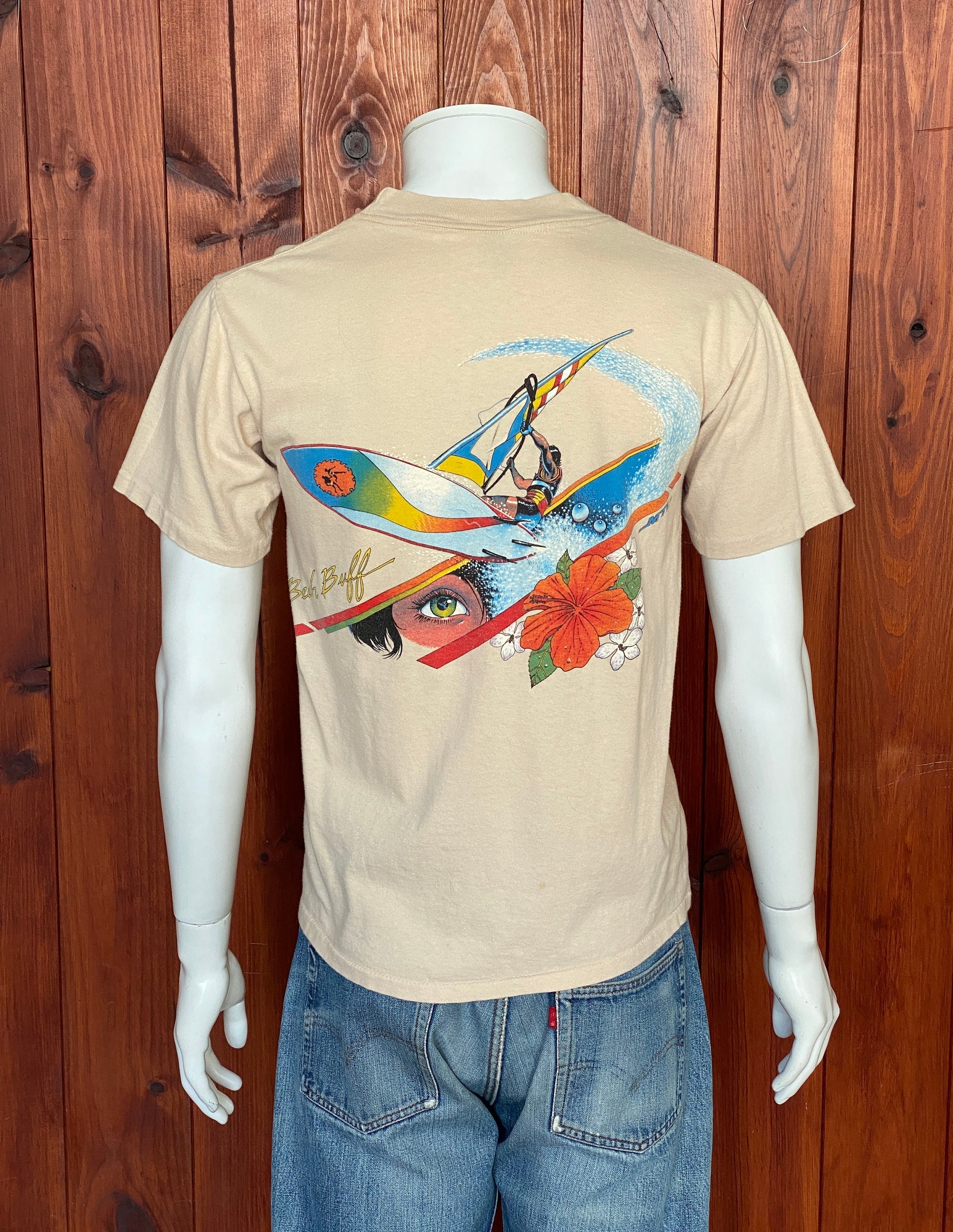 Large vintage 80s windsurf 100% cotton t-shirt made in USA - retro surfwear for your wardrobe.