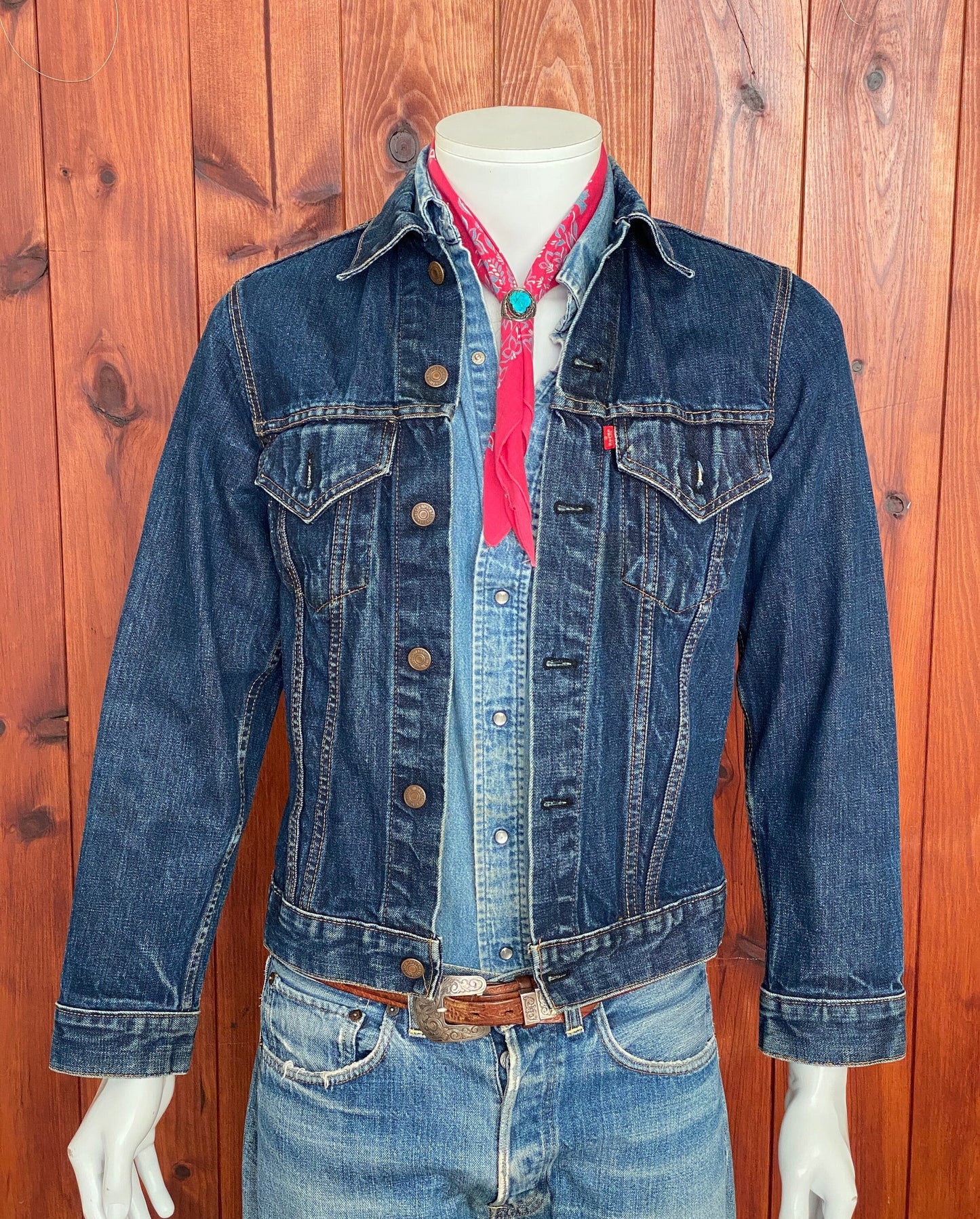 Small. Vintage 60s LEVIS Big E trucker Jacket Made in USA.