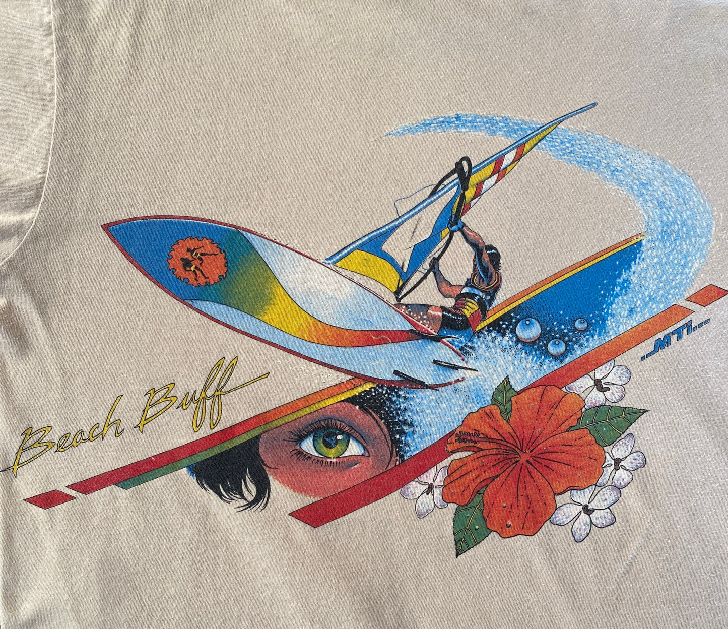 Large vintage 80s windsurf 100% cotton t-shirt made in USA - retro surfwear for your wardrobe.