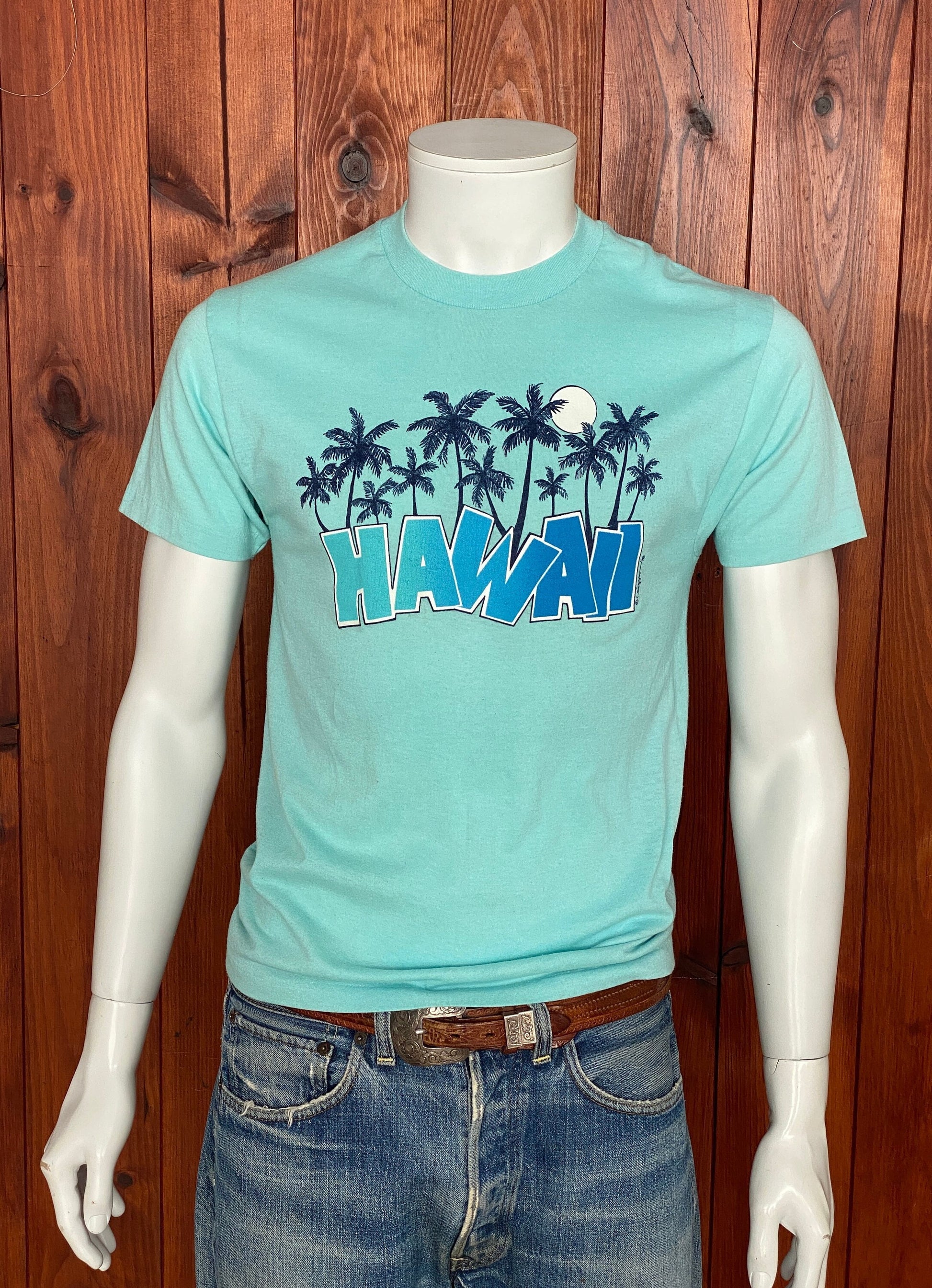 Vintage 1978 Hawaii T-Shirt - Size M | Made in USA | 50/50 Cotton Blend