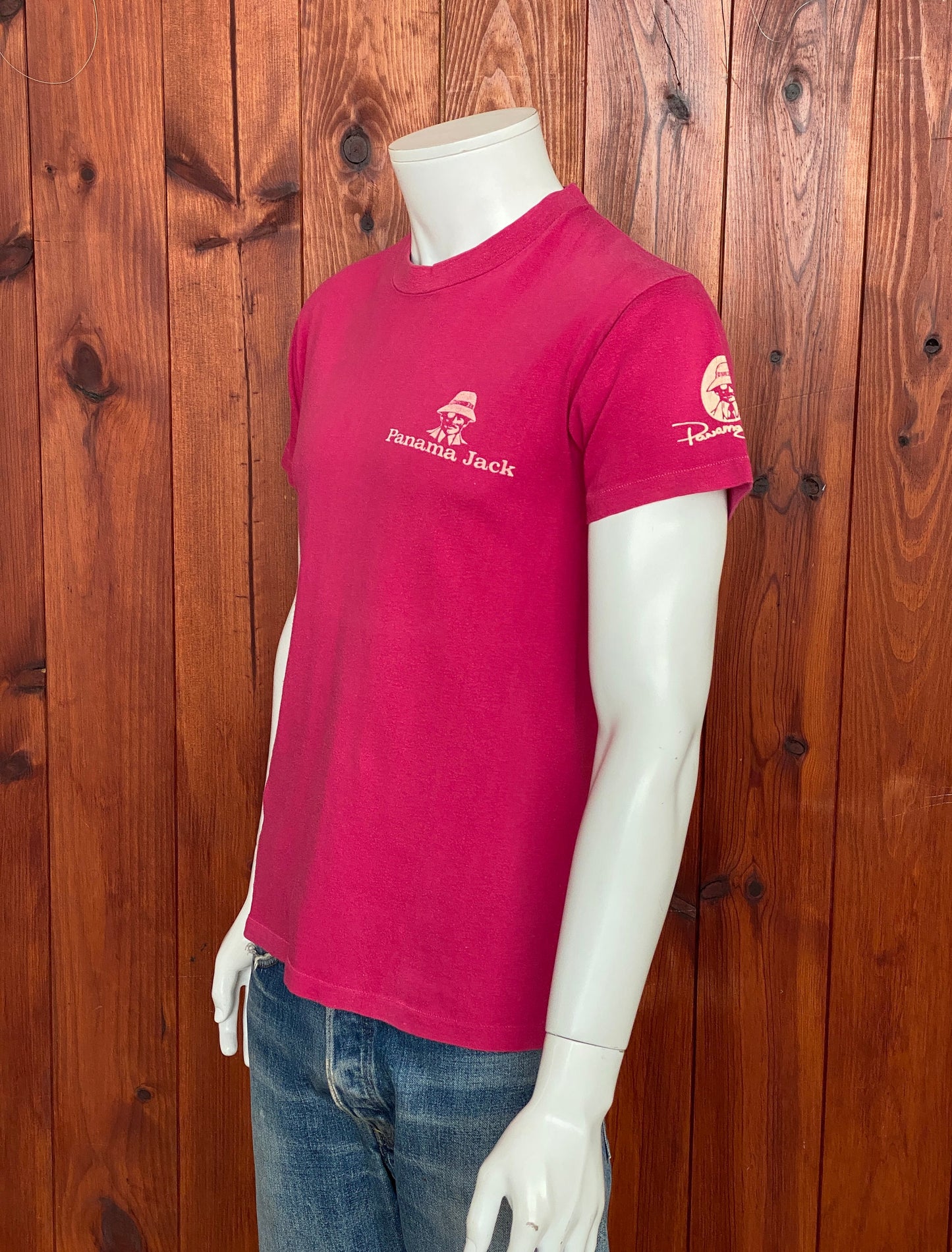 Large. Vintage 50/50 cotton 80s Panama Jack t shirt Made In USA