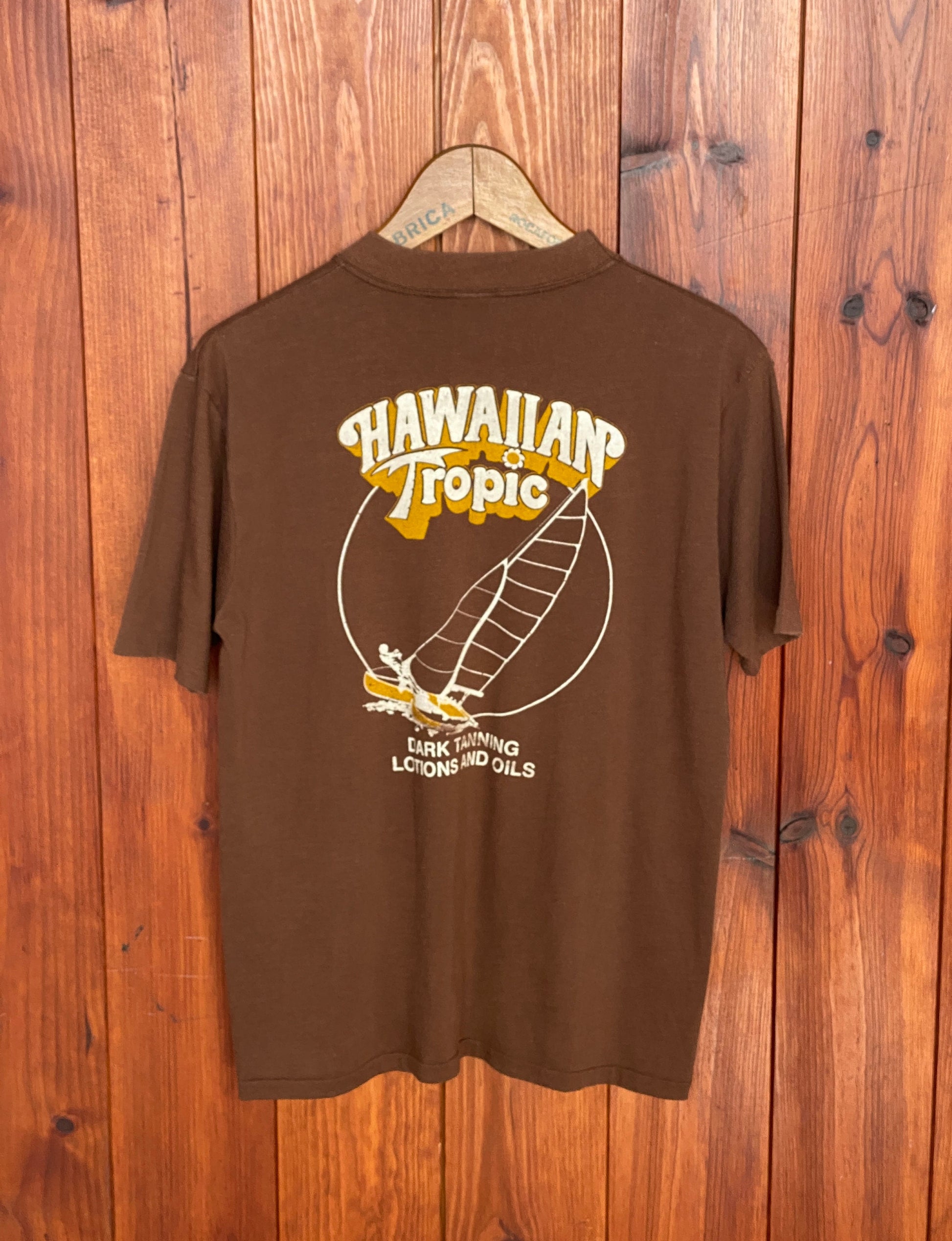 Large Vintage 50/50 Hawaiian Tropic 80s T-shirt: Classic Retro Apparel Made In USA