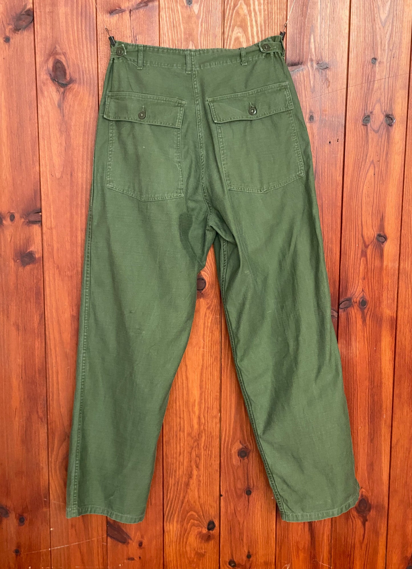 Size Med. Authentic 1961 US army  Vietnam era Fatigue / utility pants
