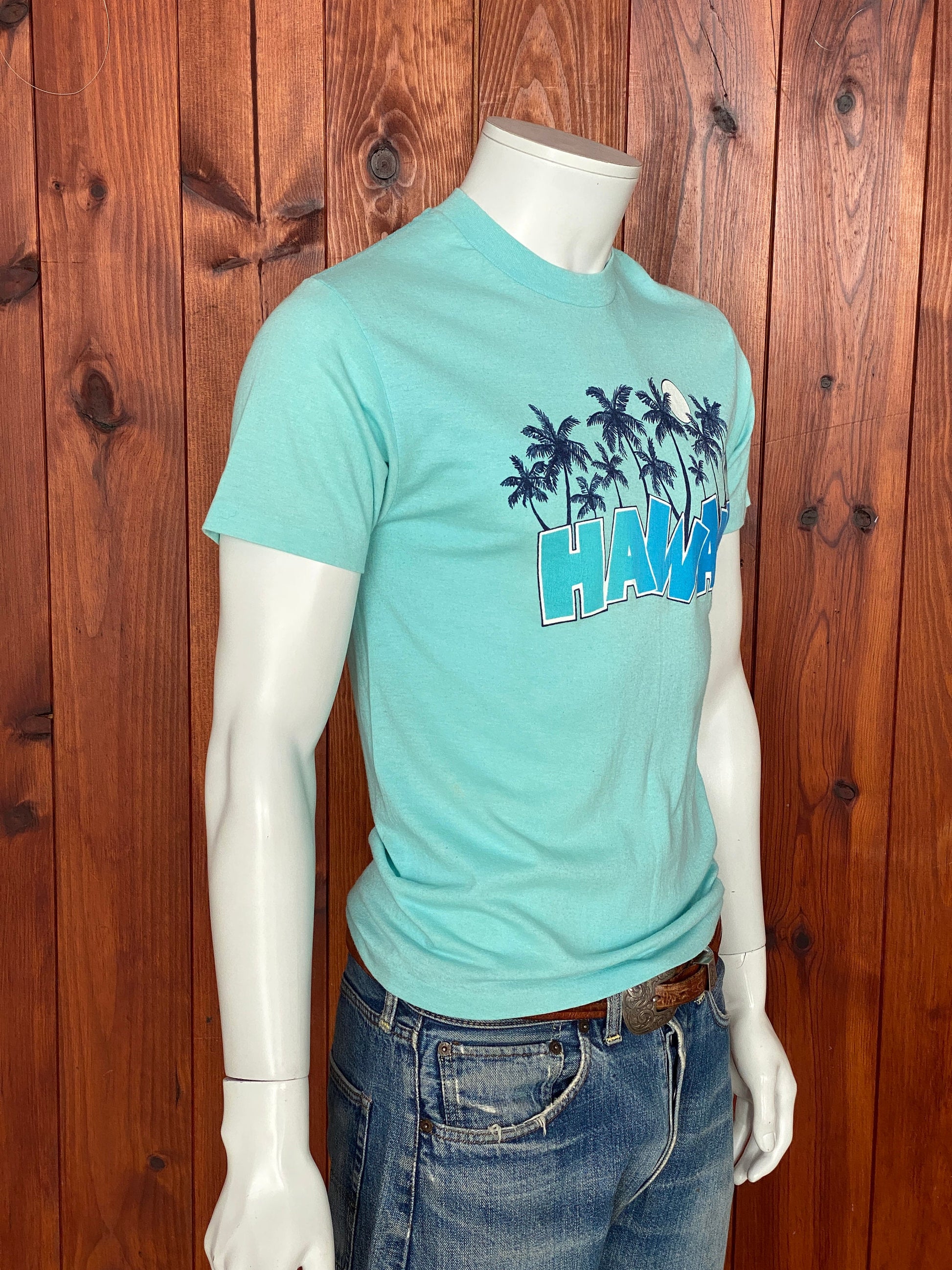 Vintage 1978 Hawaii T-Shirt - Size M | Made in USA | 50/50 Cotton Blend