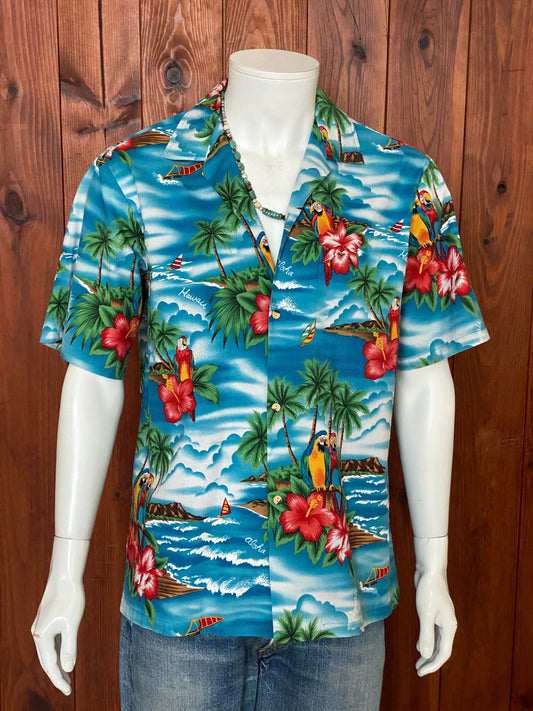 Large vintage 70s Hawaiian thin cotton shirt - retro island style