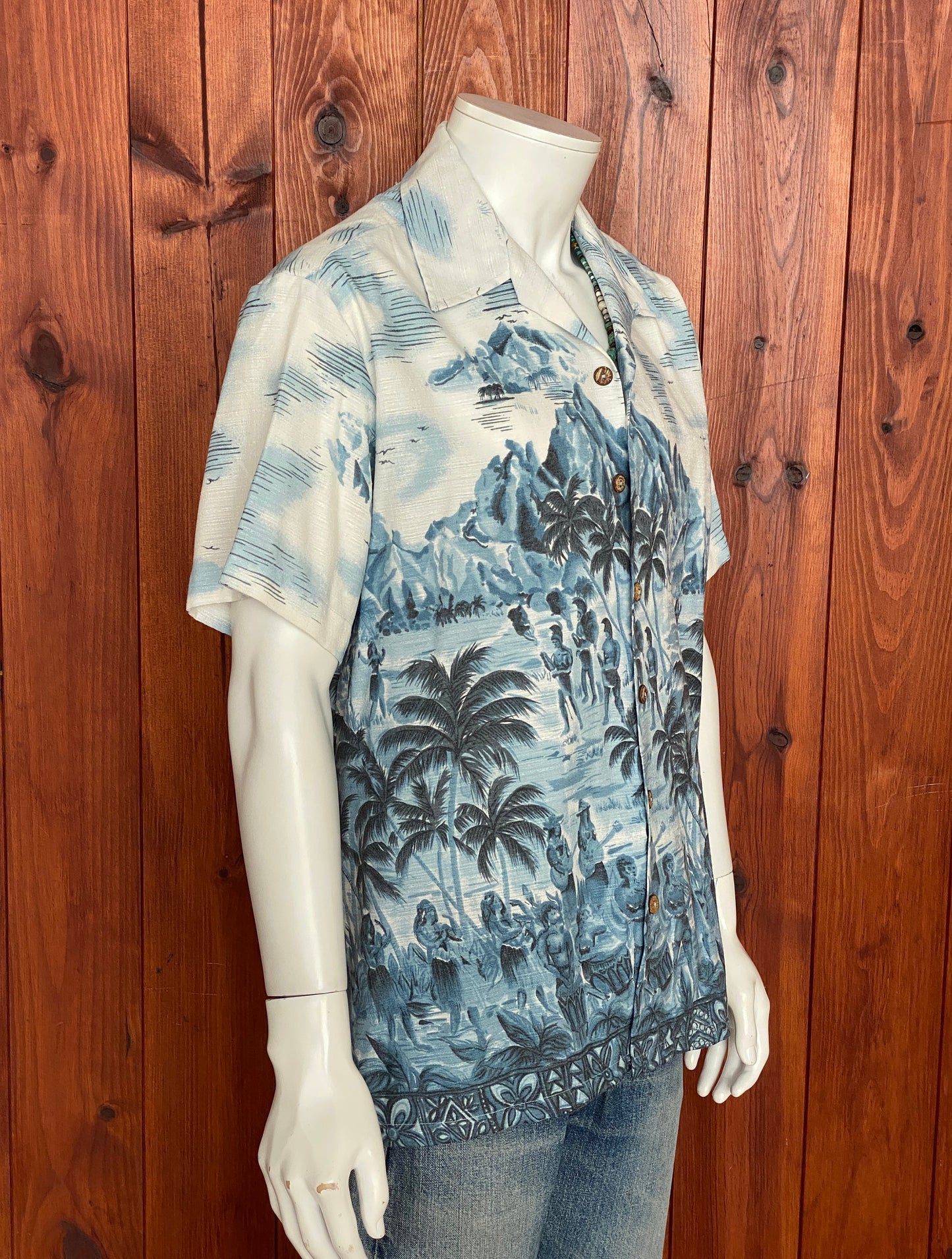 Large vintage 70s Hawaiian thin cotton shirt - retro island style.