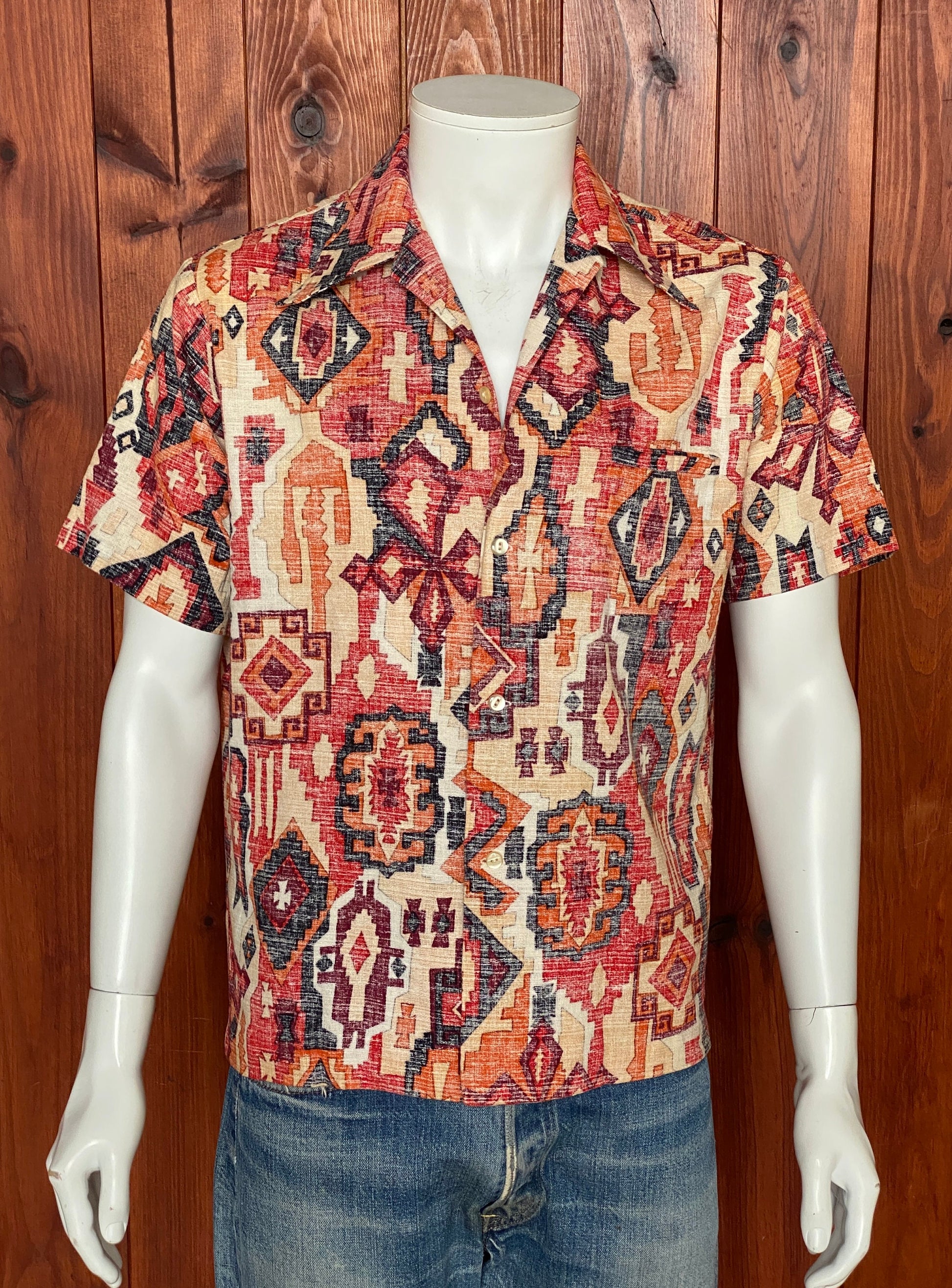 Medium Size Vintage 70s Hawaiian Barkcloth Cotton Shirt - Island Collectible