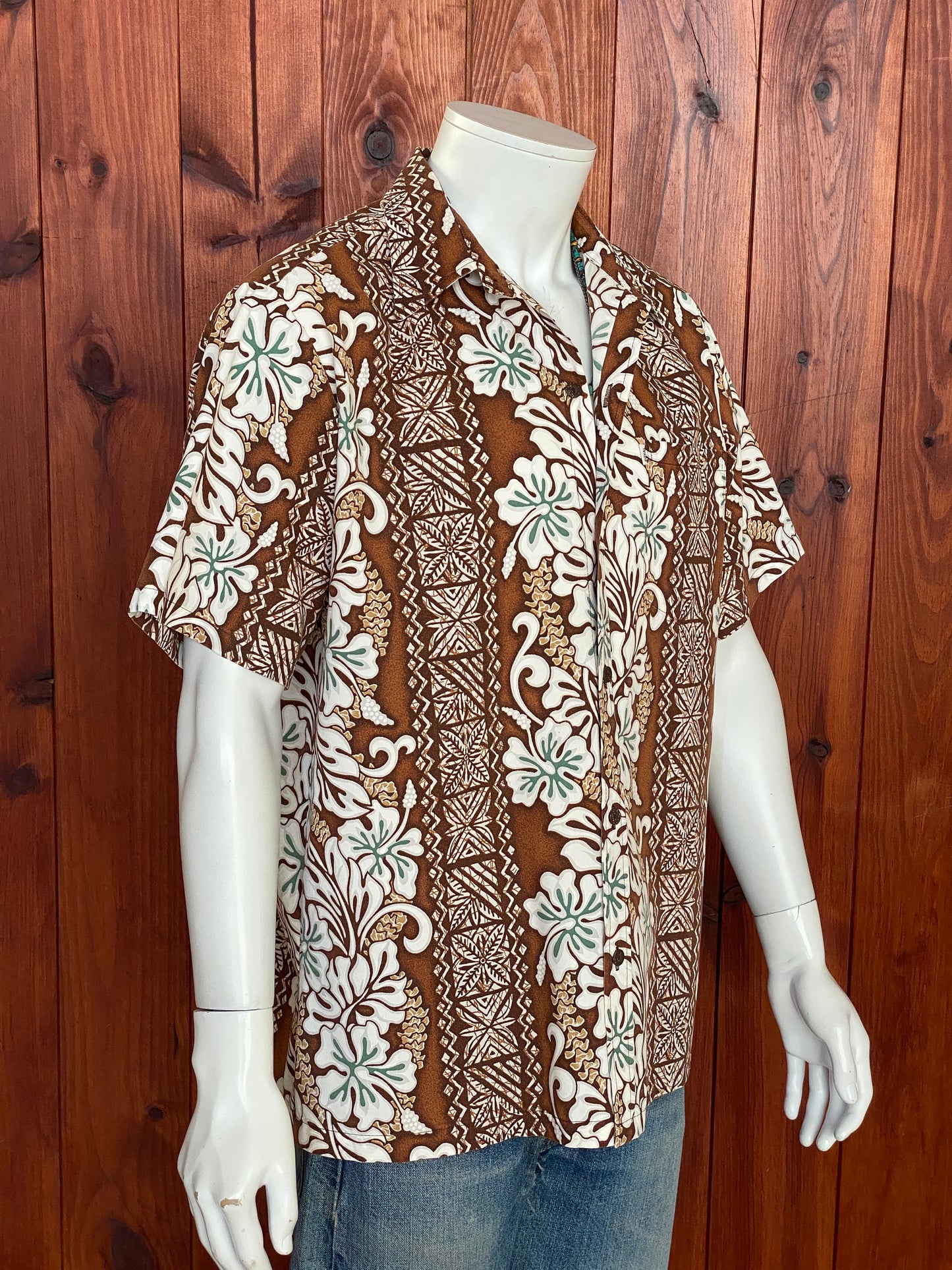 Large vintage 80s Hawaiian thin cotton shirt made in Hawaii - retro island fashion.