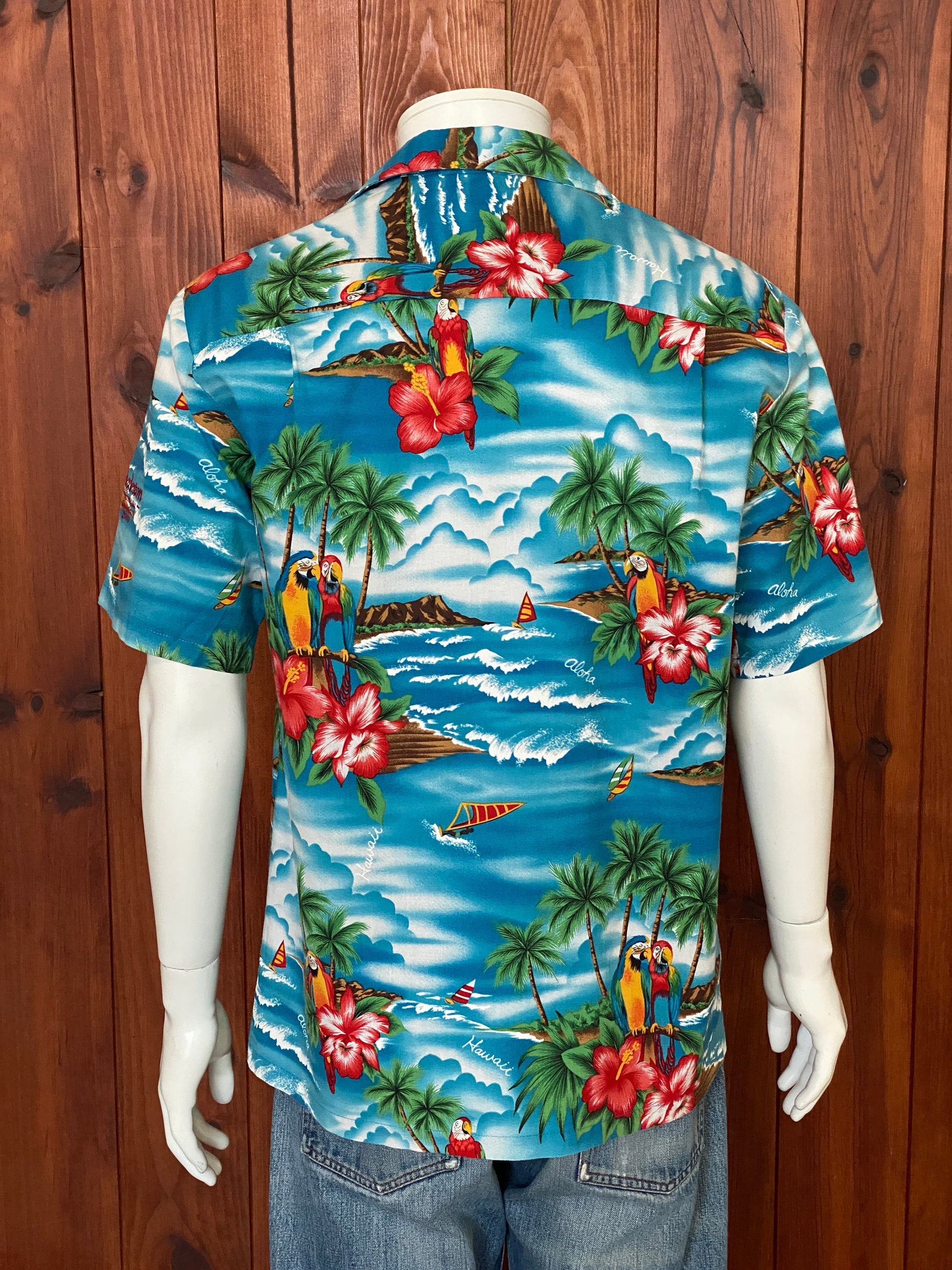 Large vintage 70s Hawaiian thin cotton shirt - retro island style